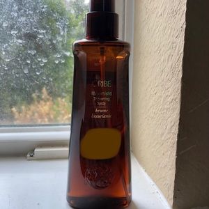 Oribe Maximista Thickening Spray